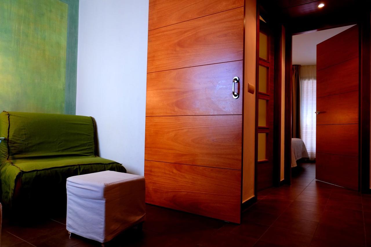 Hotel Carmen Roses Exterior photo